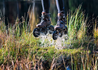 Is it safe to skate in the rain?