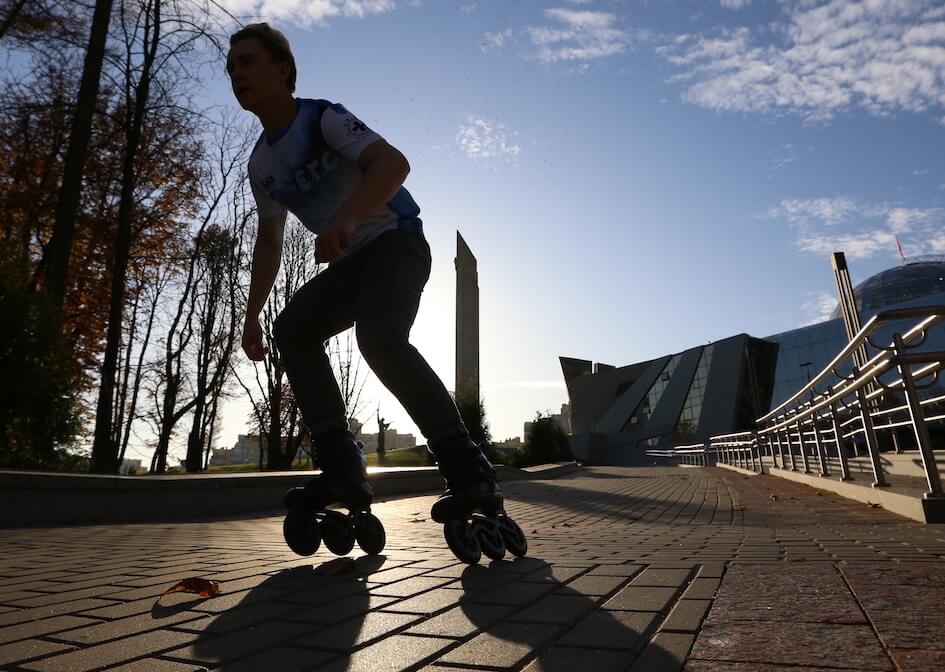 What’s the Difference between Indoor, Outdoor, and Ramp Skating?