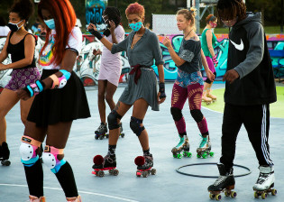 What is Jam Skating? Explaination of a New, Fun Dance Style on Roller Skates